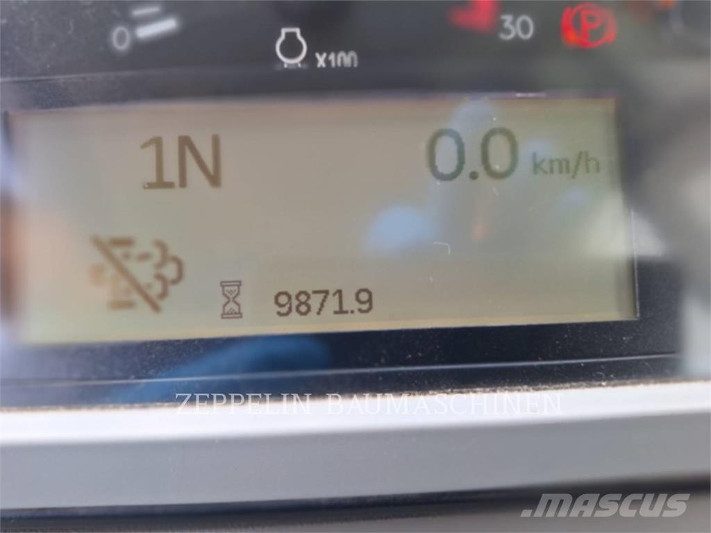 CAT 966M ホイールローダー・タイヤショベル