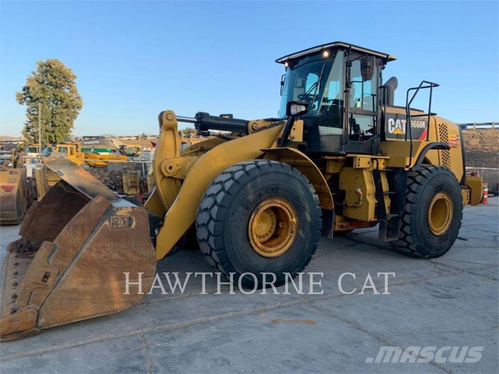 CAT 966M ホイールローダー・タイヤショベル