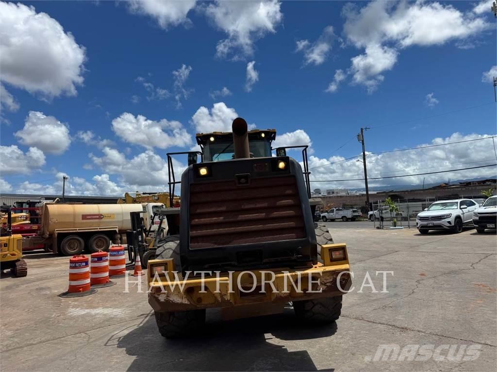 CAT 966M ホイールローダー・タイヤショベル