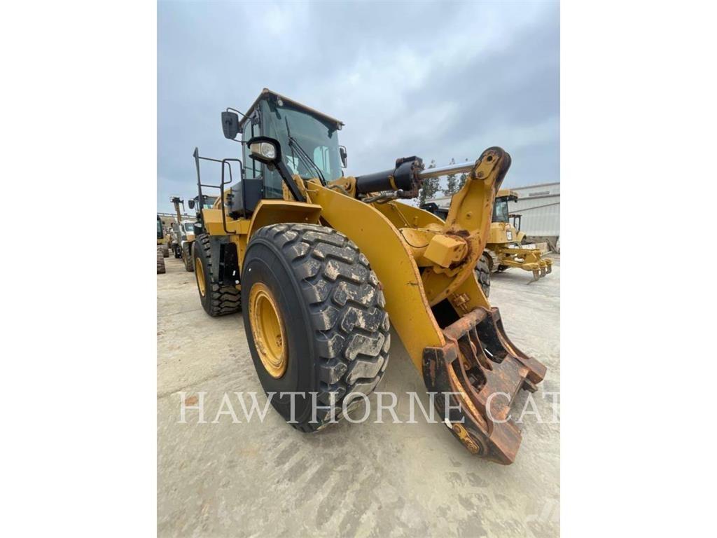 CAT 966M ホイールローダー・タイヤショベル