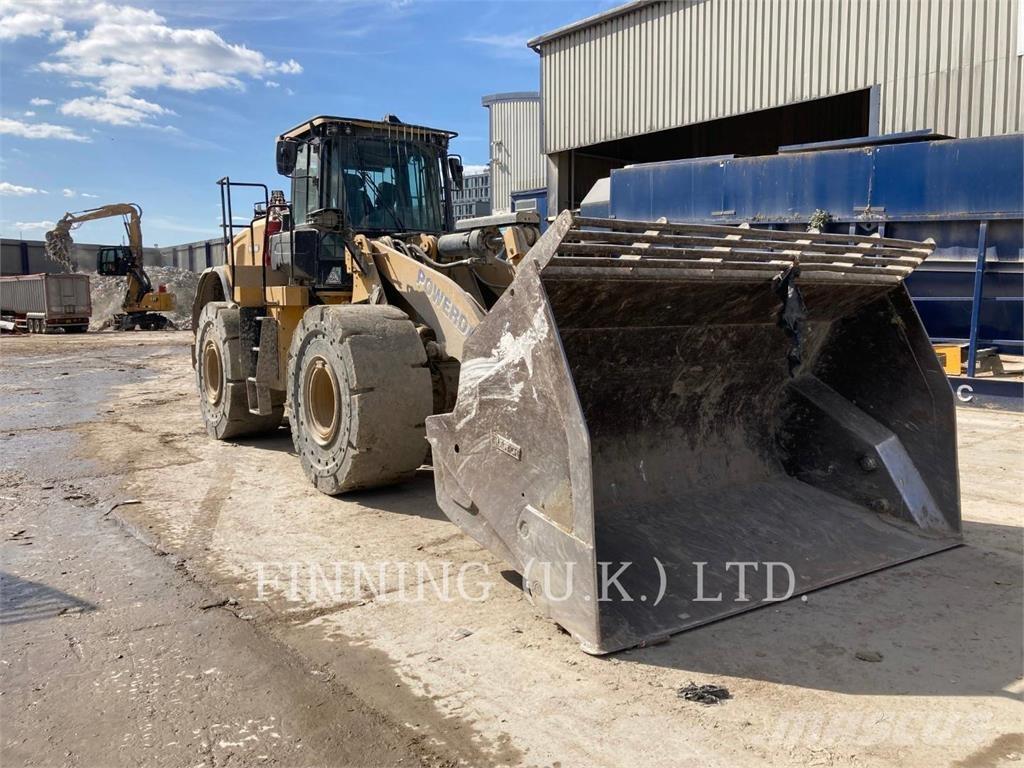 CAT 966M HL ホイールローダー・タイヤショベル