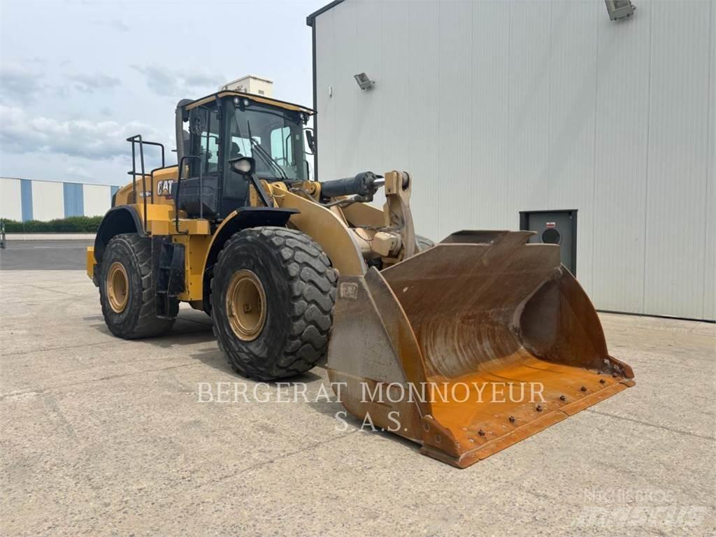 CAT 966M XE ホイールローダー・タイヤショベル