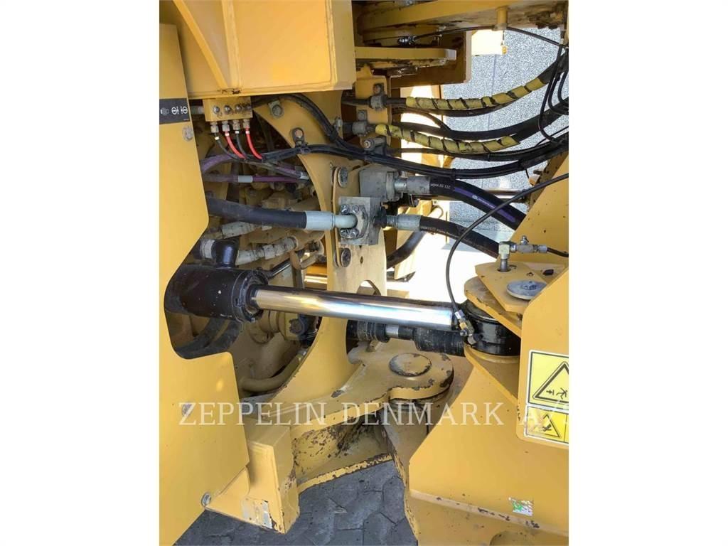 CAT 972M ホイールローダー・タイヤショベル