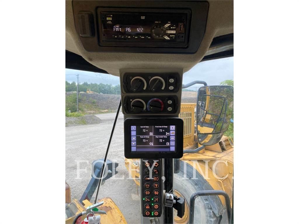 CAT 972M ホイールローダー・タイヤショベル