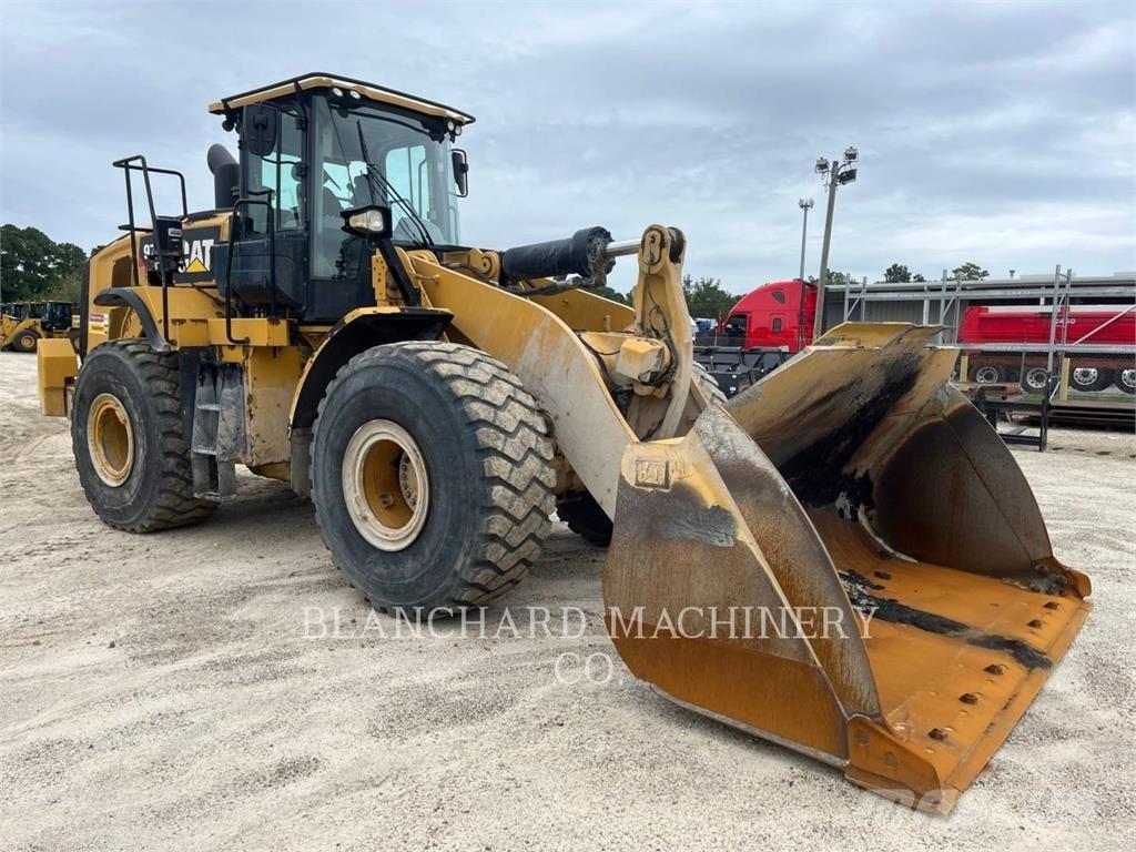 CAT 972M ホイールローダー・タイヤショベル