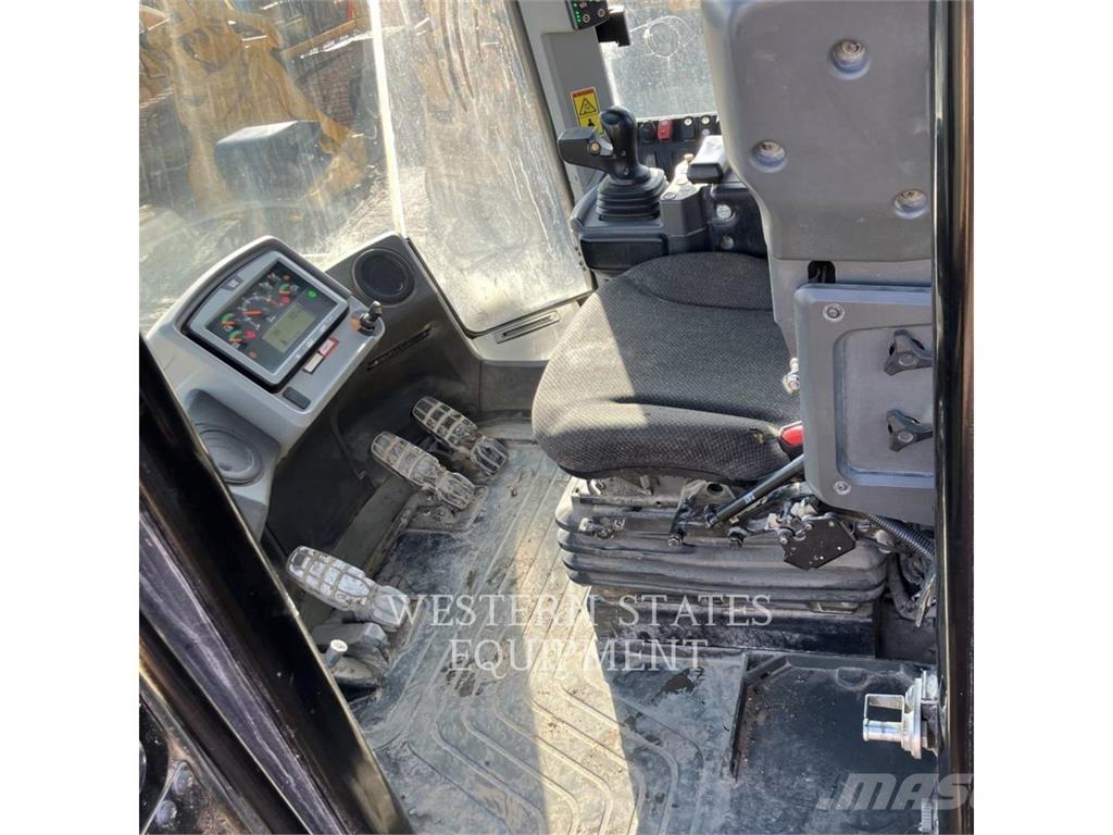 CAT 972M ホイールローダー・タイヤショベル