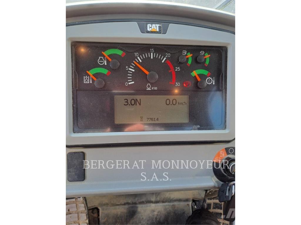 CAT 972M XE ホイールローダー・タイヤショベル