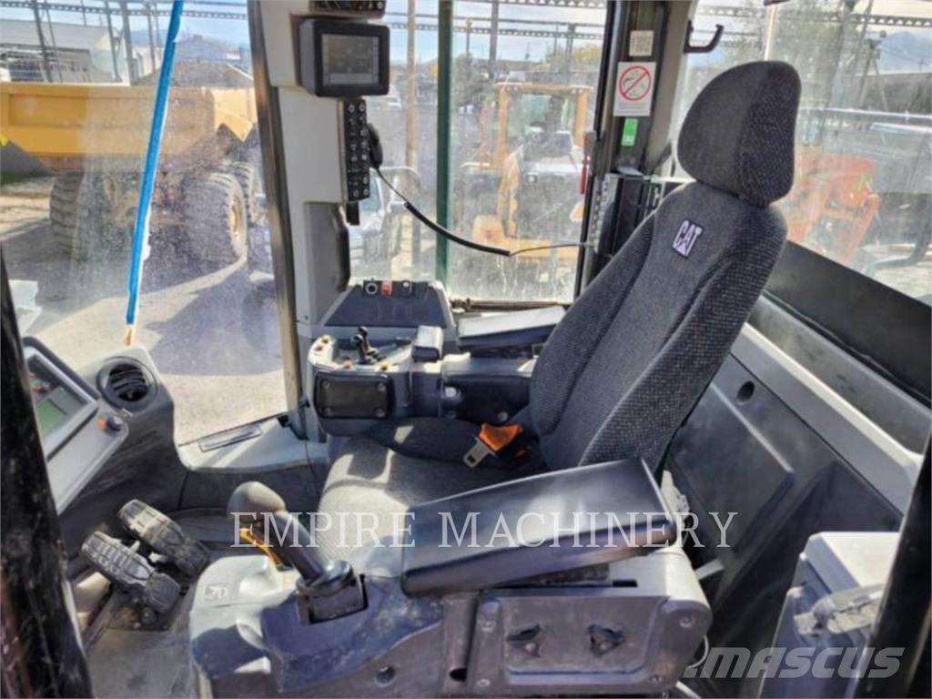 CAT 980M ホイールローダー・タイヤショベル