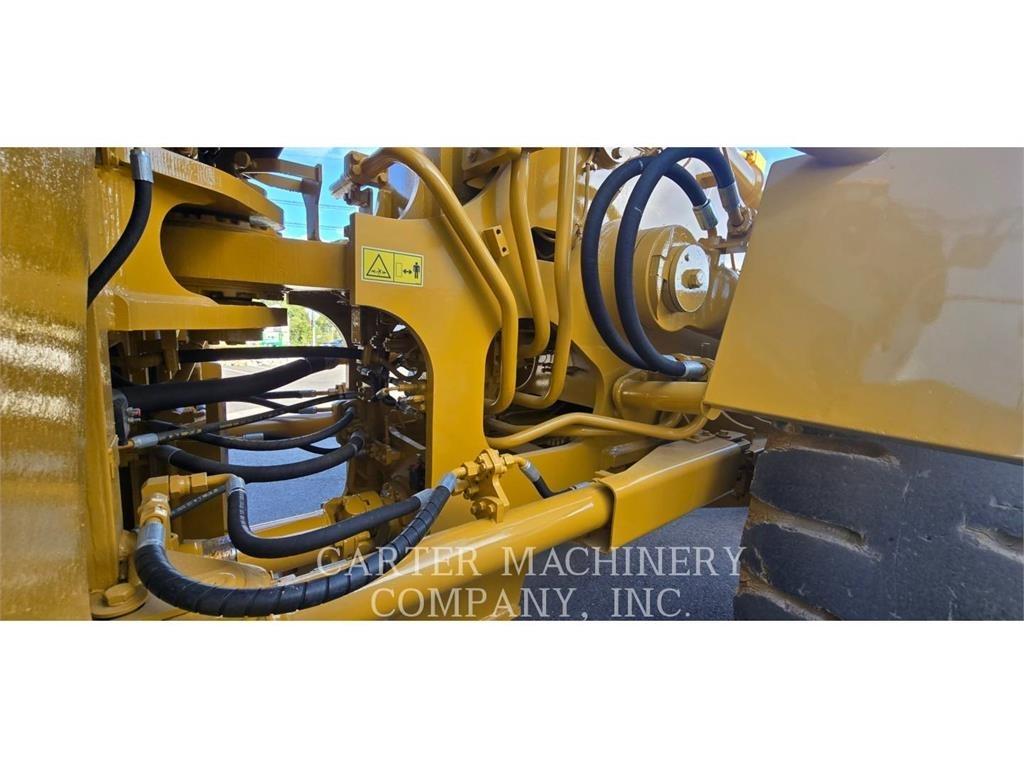 CAT 988 H ホイールローダー・タイヤショベル