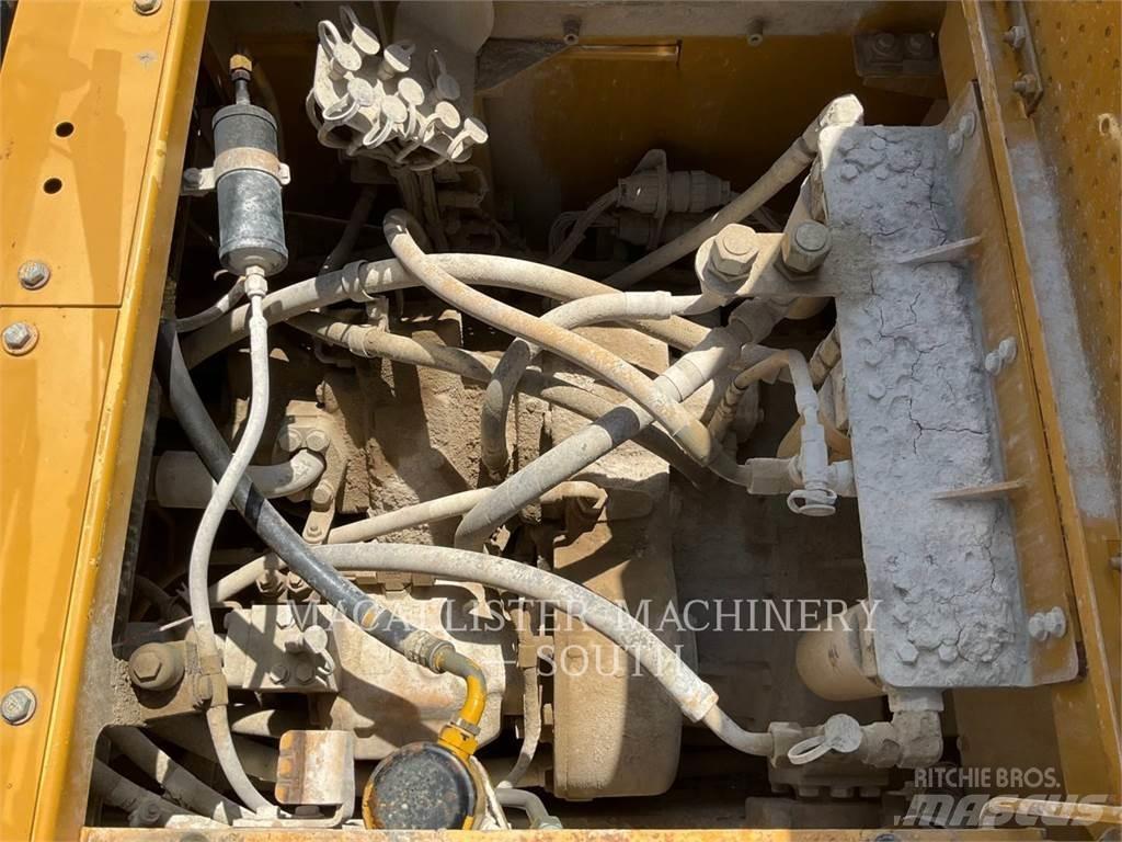 CAT 988H ホイールローダー・タイヤショベル