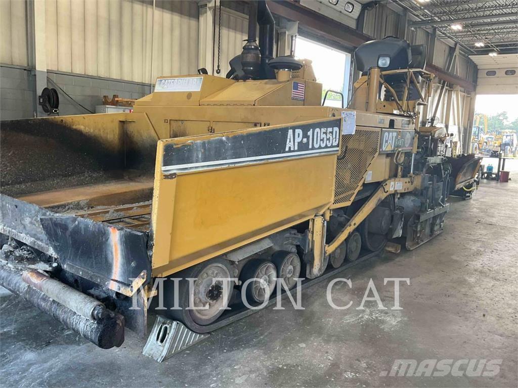 CAT AP-1055D アスファルトフィニッシャ