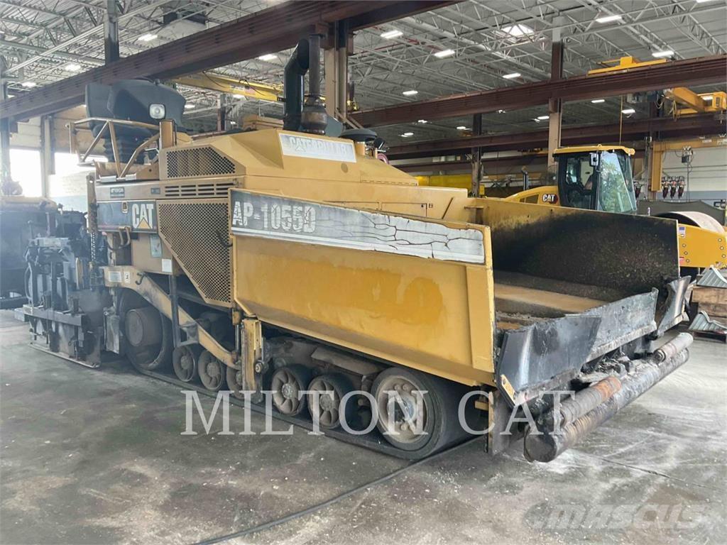 CAT AP-1055D アスファルトフィニッシャ