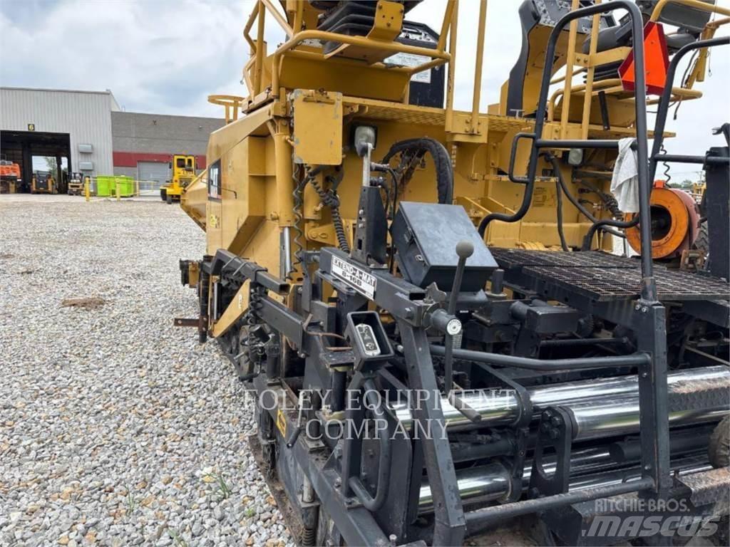 CAT AP-655C アスファルトフィニッシャ