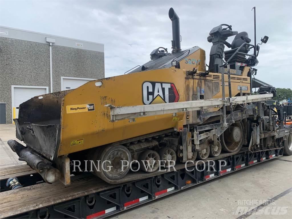 CAT AP1055 アスファルトリサイクルマシン
