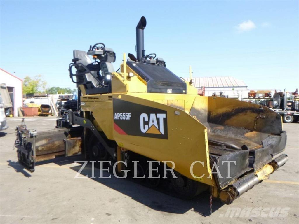 CAT AP555F アスファルトフィニッシャ