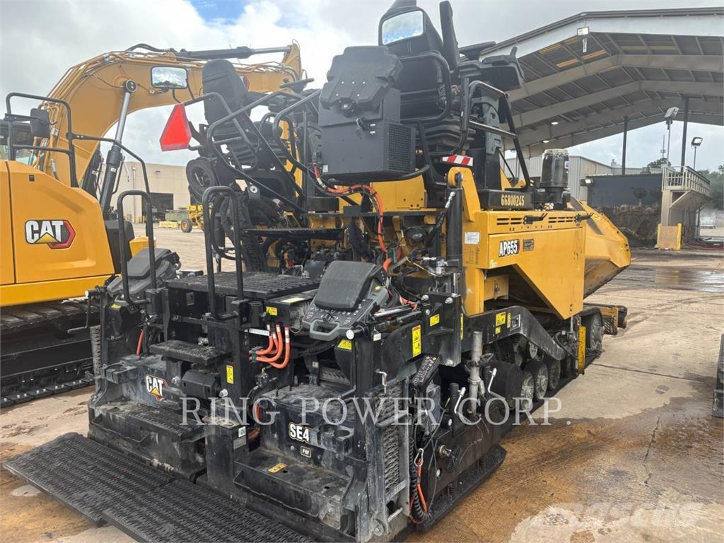 CAT AP655 アスファルトリサイクルマシン
