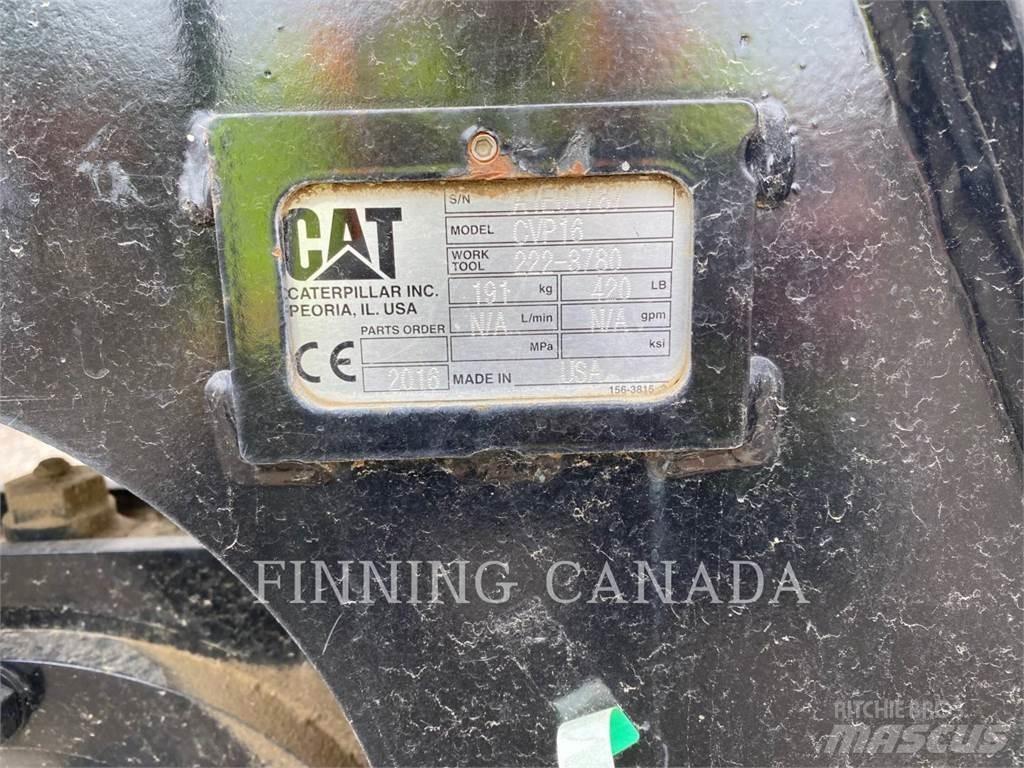 CAT ATTACHMENTS CVP16 プレートコンパクター