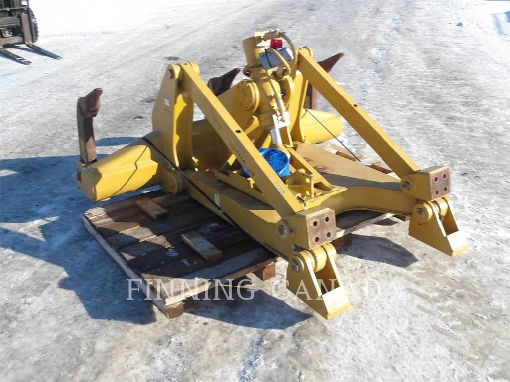 CAT ATTACHMENTS D6T スカリファイヤ