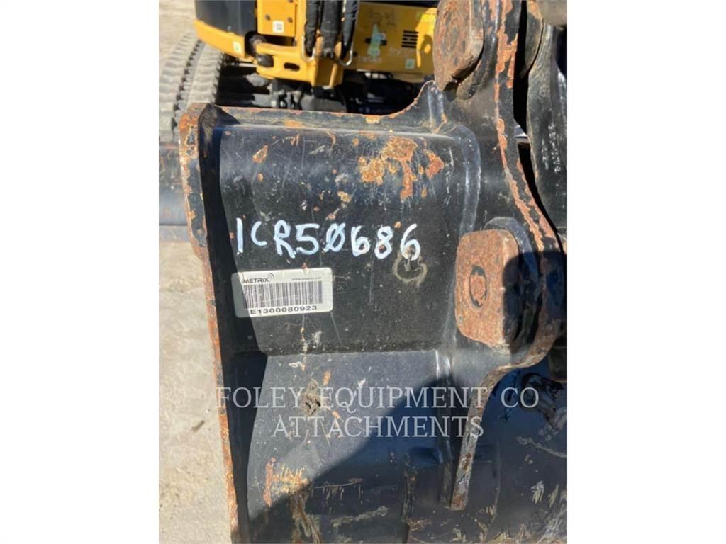 CAT BK302P24 大型油圧ショベル12t以上（パワーショベル・ユンボ）