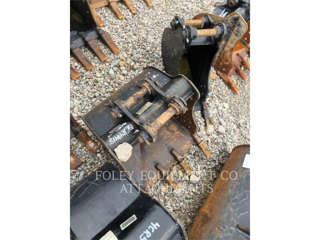 CAT BK303P24 大型油圧ショベル12t以上（パワーショベル・ユンボ）