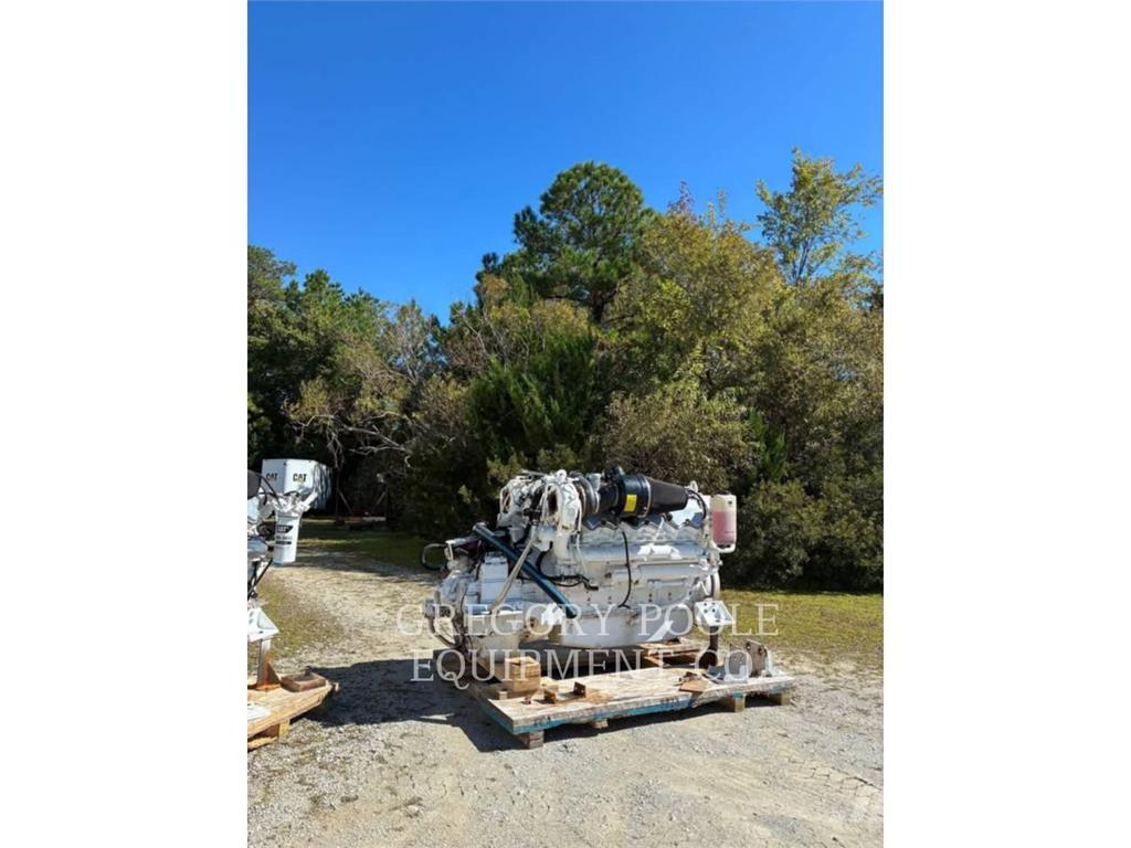 CAT C32 マリン補助エンジン