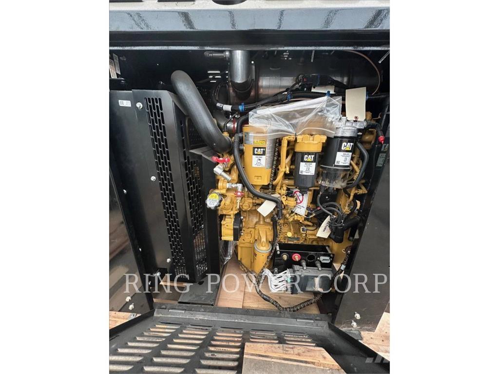 CAT C4.4 産業用エンジン