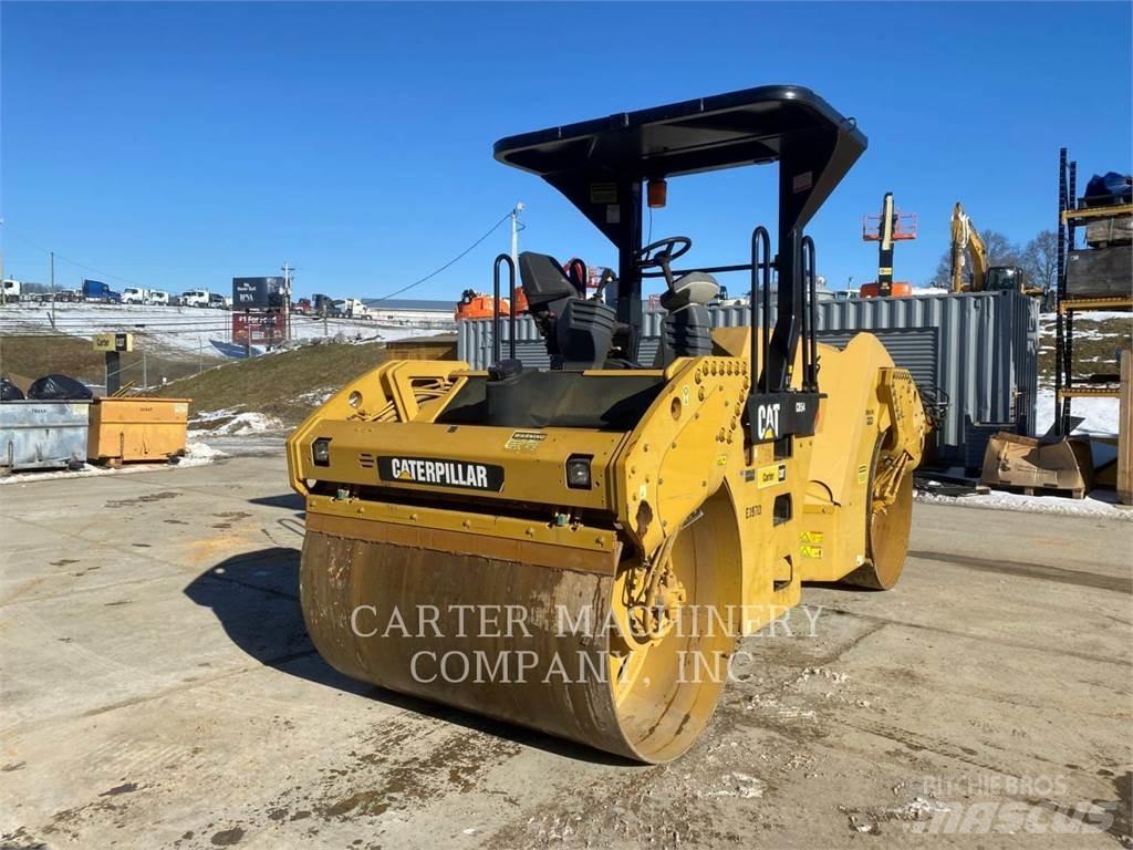 CAT CB 54 タンデムローラ