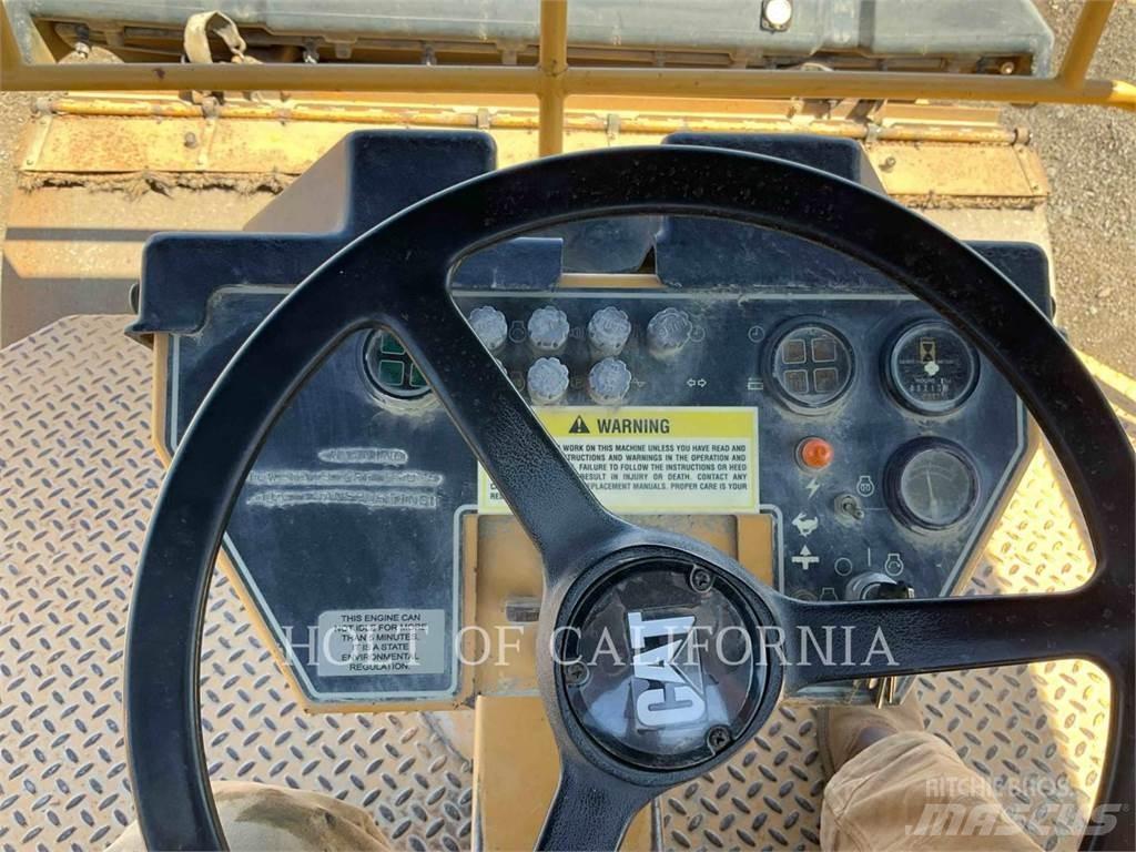 CAT CB-634C タンデムローラ