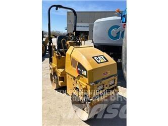 CAT CB1.7-03 ソイルコンパクター