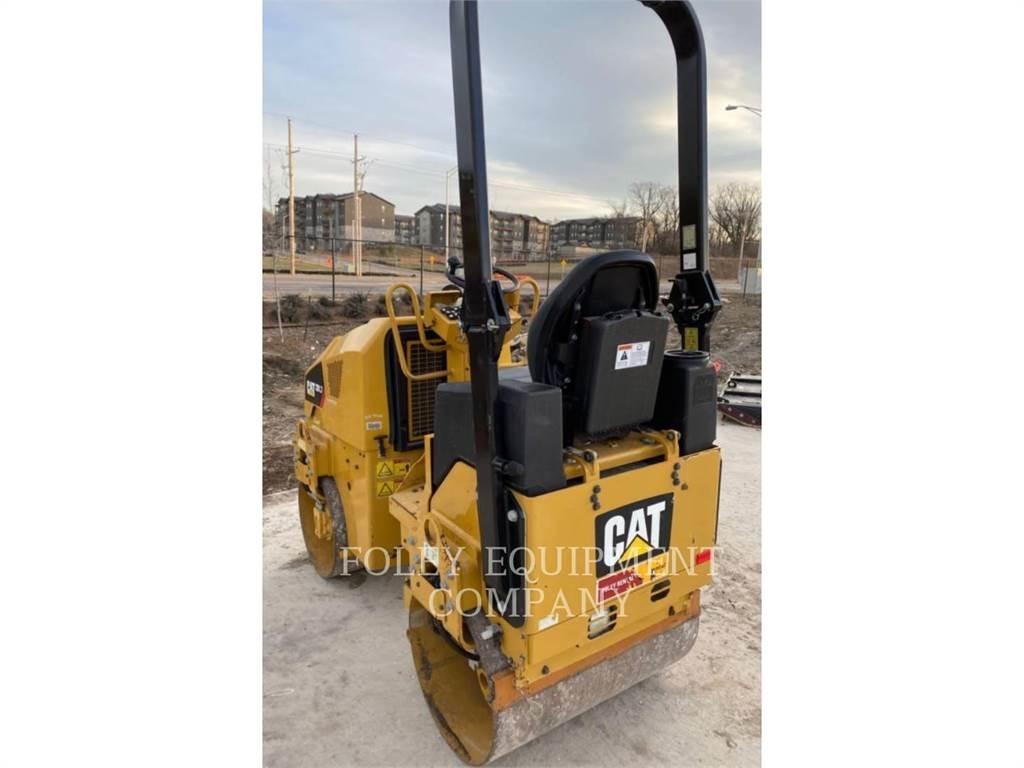 CAT CB1.7-03 ソイルコンパクター