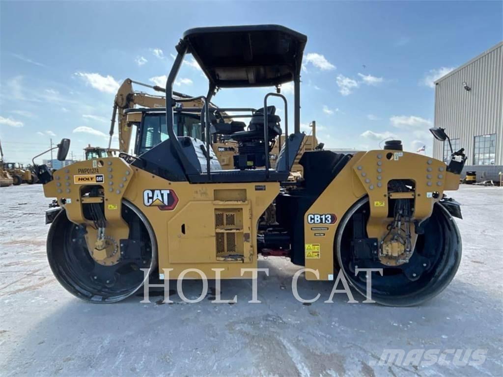 CAT CB13 振動ローラ