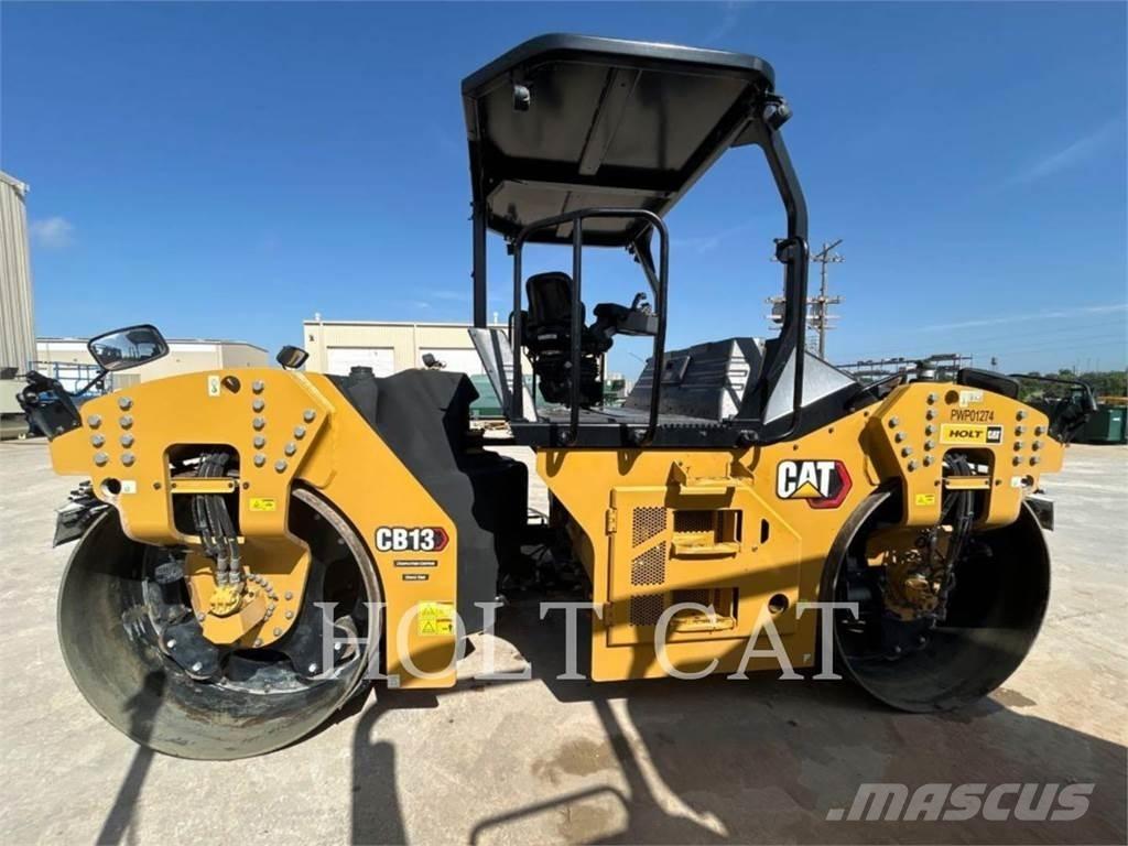 CAT CB13 振動ローラ