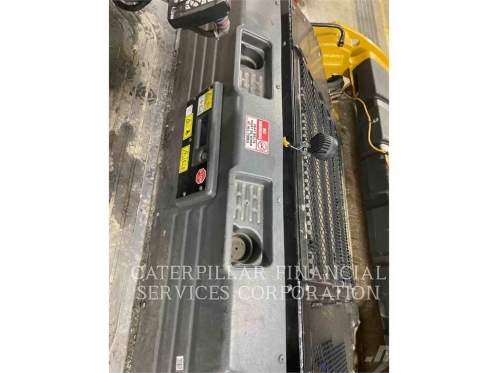 CAT CB15 タンデムローラ