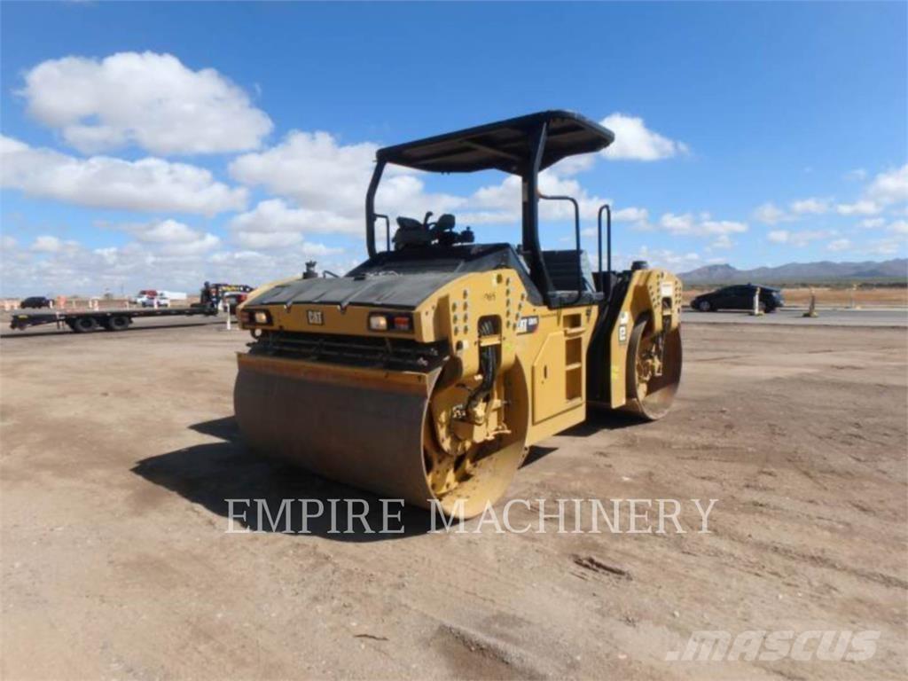 CAT CB15 タンデムローラ