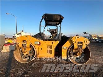 CAT CB15 CW VV タンデムローラ