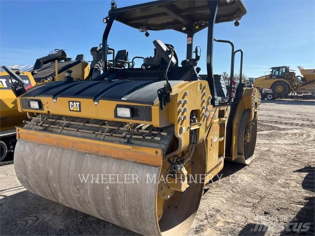 CAT CB15 VV タンデムローラ