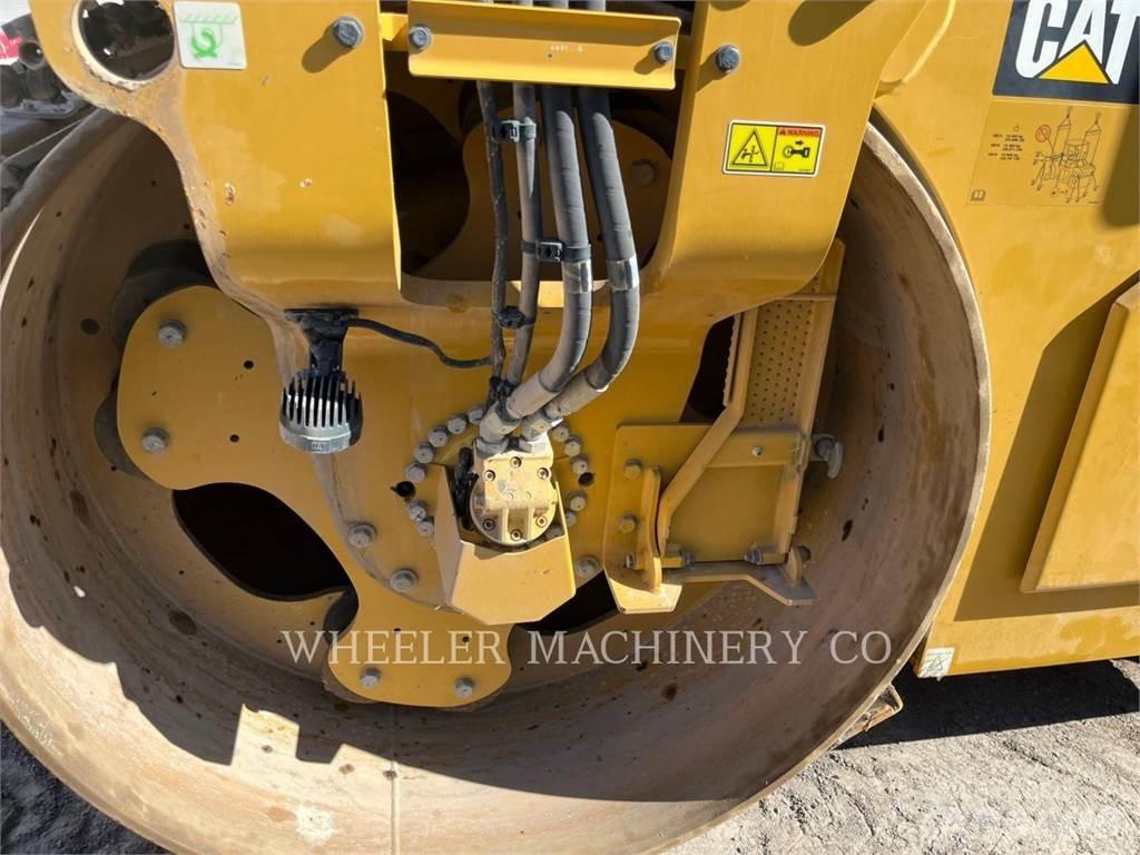 CAT CB15 VV タンデムローラ