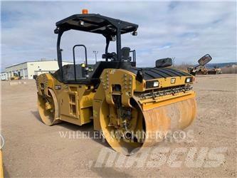 CAT CB15 VV タンデムローラ