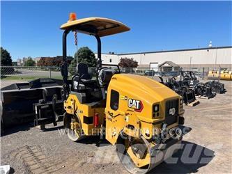 CAT CB2.5 タンデムローラ