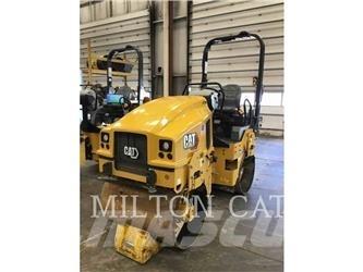 CAT CB2.5 ソイルコンパクター