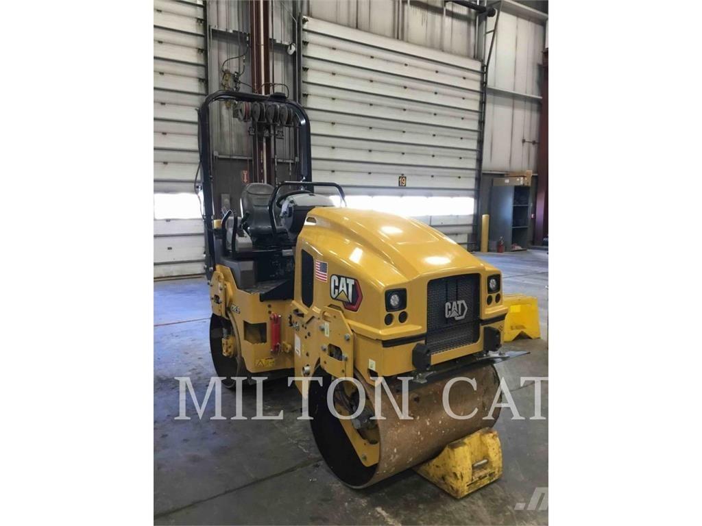 CAT CB2.5 ソイルコンパクター