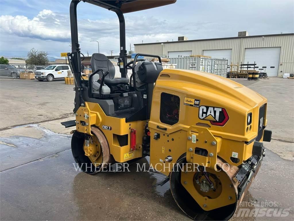 CAT CB2.7 タンデムローラ