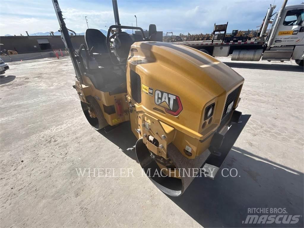 CAT CB2.7 タンデムローラ