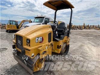 CAT CB2.7 タンデムローラ