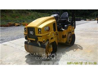 CAT CB2.7-03 ソイルコンパクター