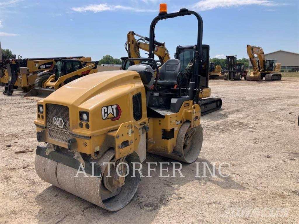 CAT CB2.7-03 タンデムローラ