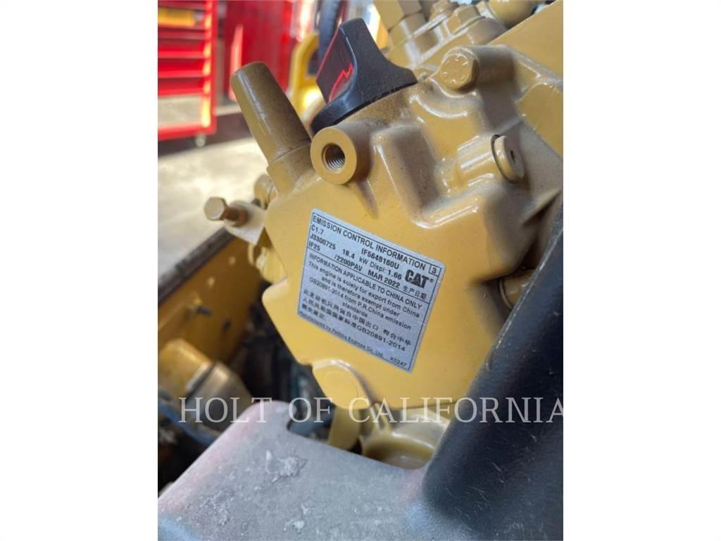CAT CB2.7 GC ソイルコンパクター