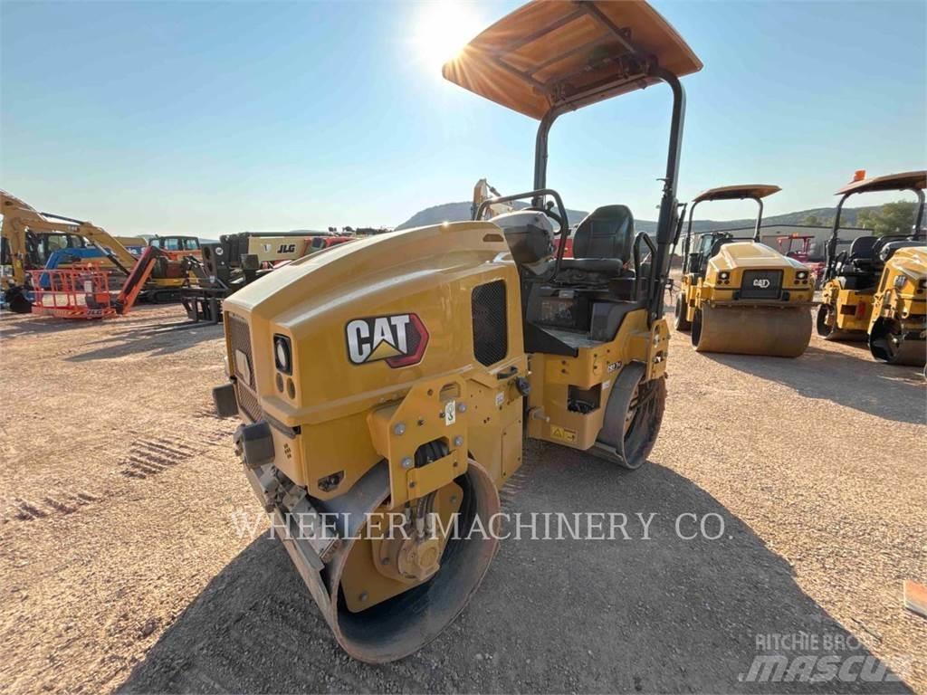 CAT CB2.7 GC タンデムローラ