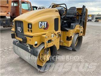CAT CB2.7 GC タンデムローラ