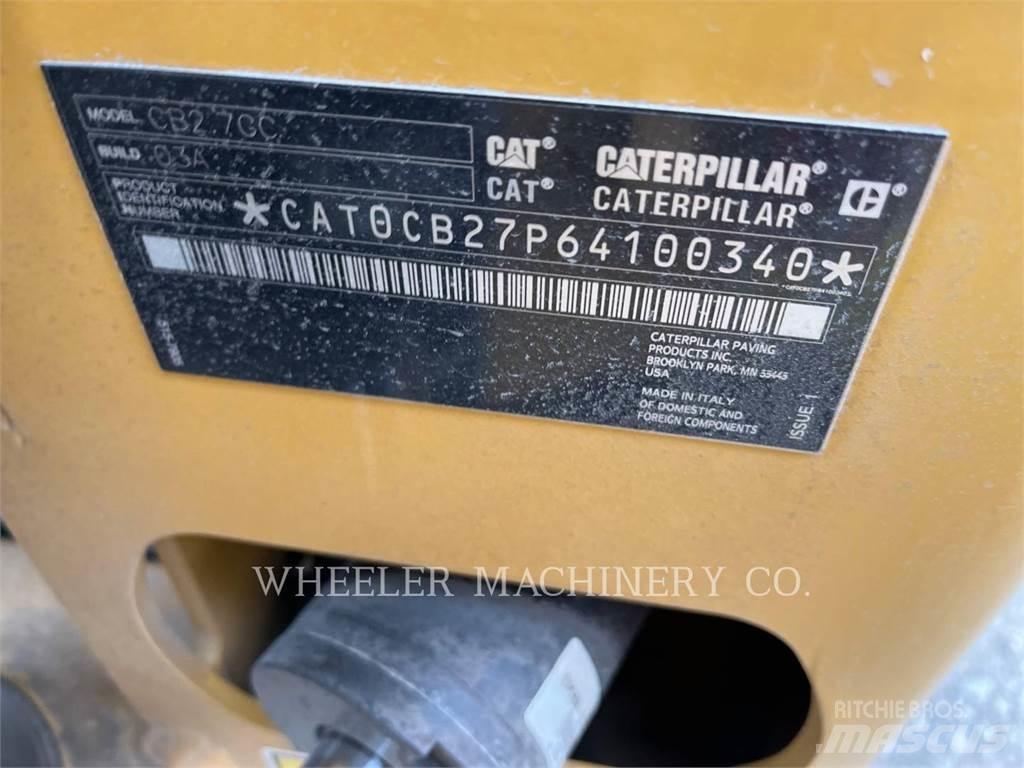 CAT CB2.7 GC タンデムローラ